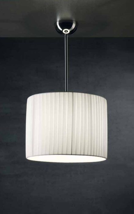 Lampadario con paralume in tessuto