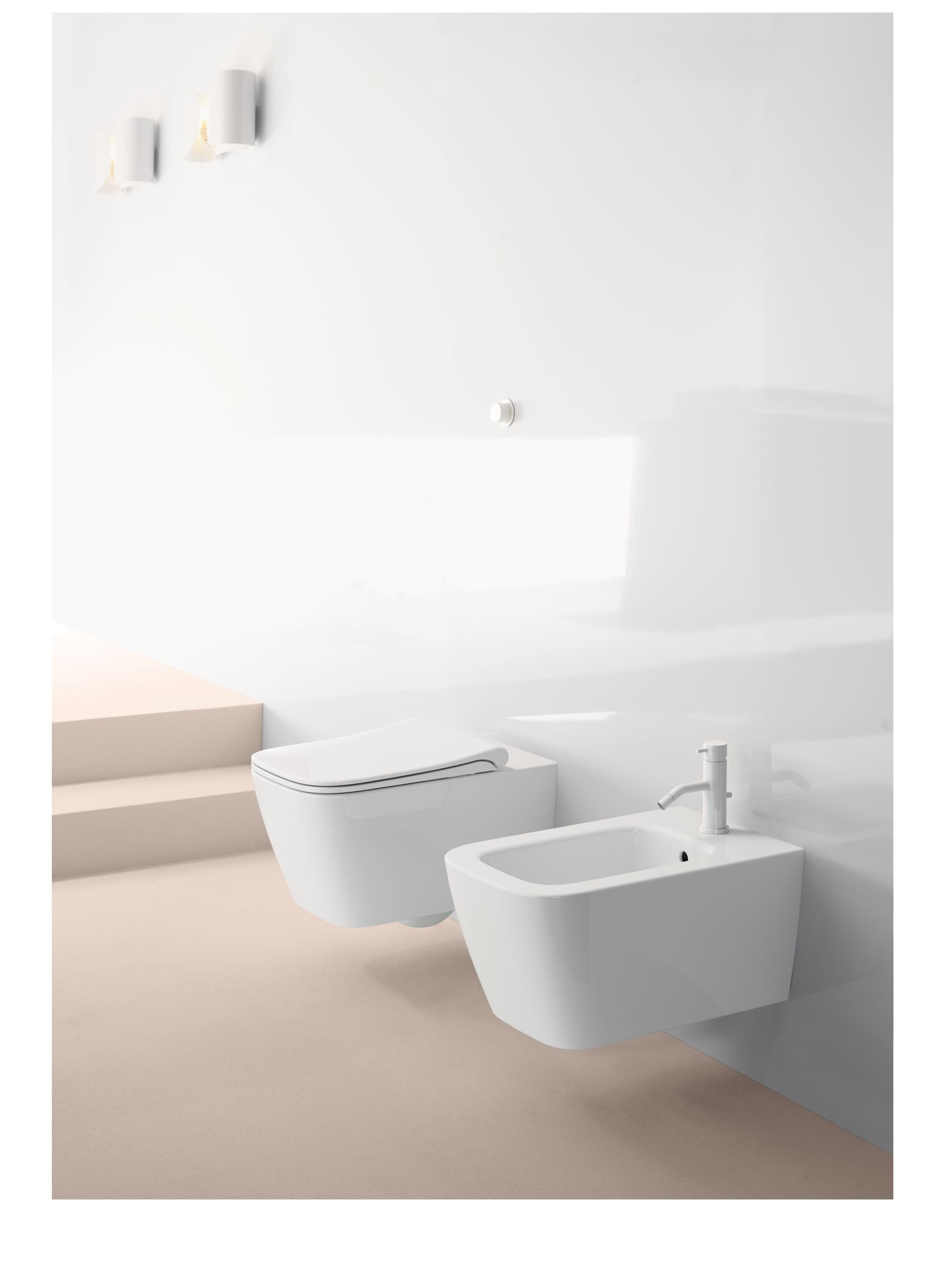 Bidet sospeso monoforo con foro troppopieno CM:55x35 e sistema di fissaggio dal basso.